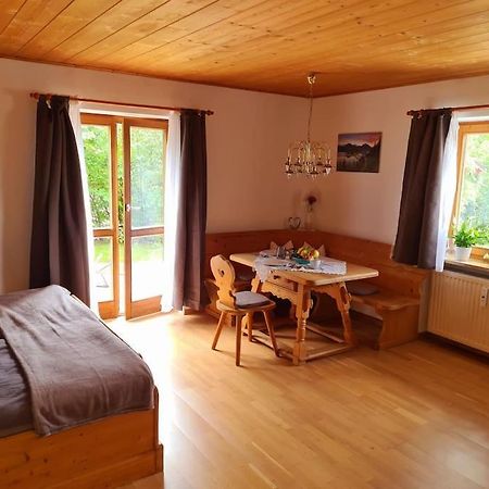 Ruhige Ferienwohnung In Bad Toelz Luaran gambar