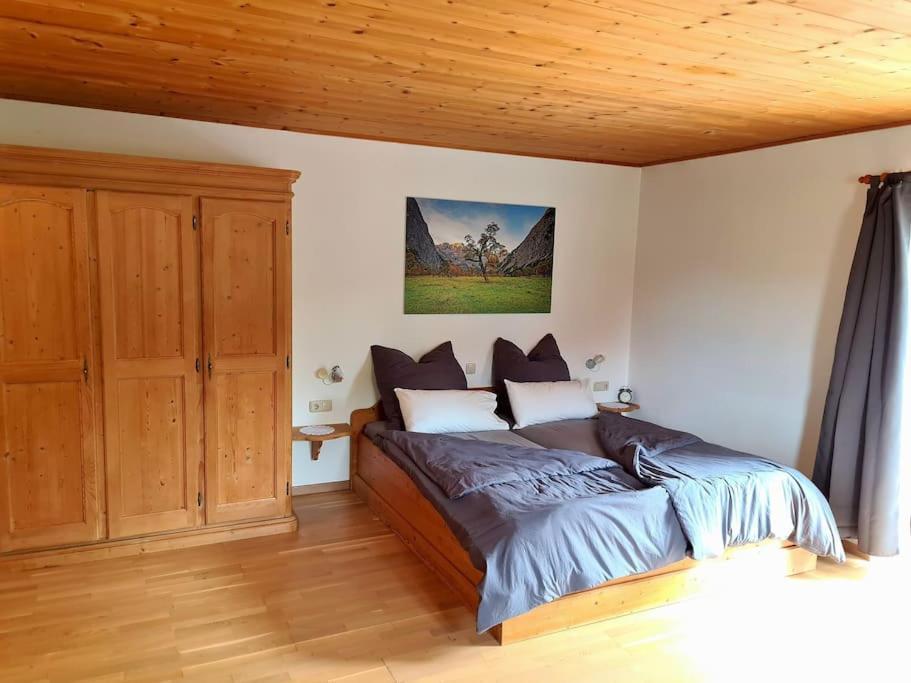 Ruhige Ferienwohnung In Bad Toelz Luaran gambar